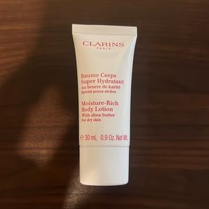 🆑 Clarins Moisture-Rich Body Lotion